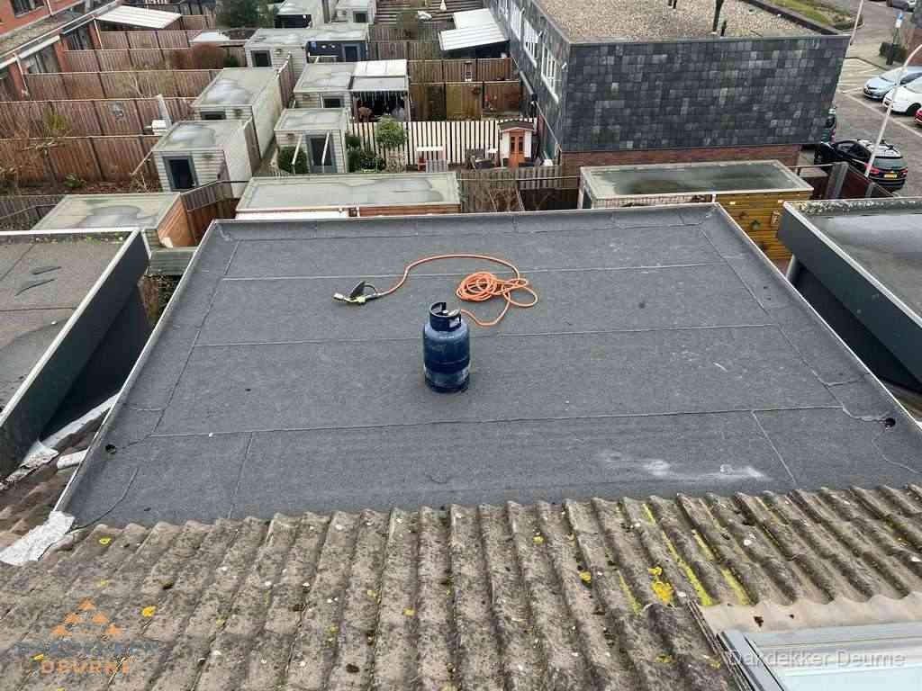 Dakreparatie plat dak met bitumen in Deurne